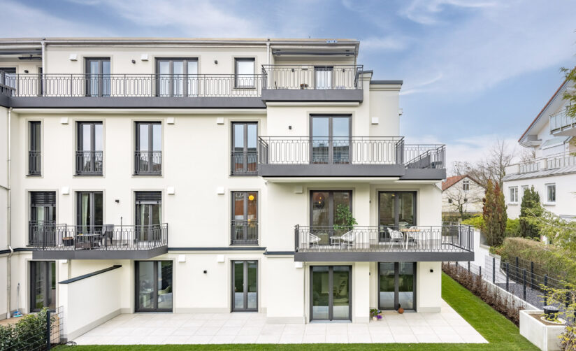 Hausansicht SüdWest Neubau Mehrfamilienhaus von DOMINO Bau in Milbertshofen