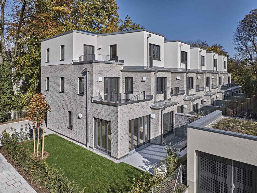 New-build townhouse by DOMINO Bau in Munich