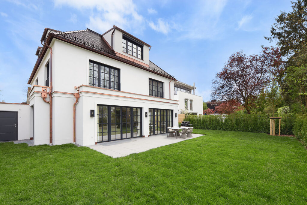 Garden, New-build detached house by DOMINO Bau in Munich